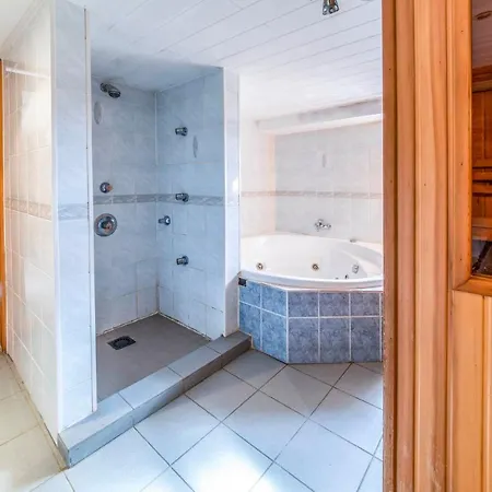 A Tchape Mele Feriehus *